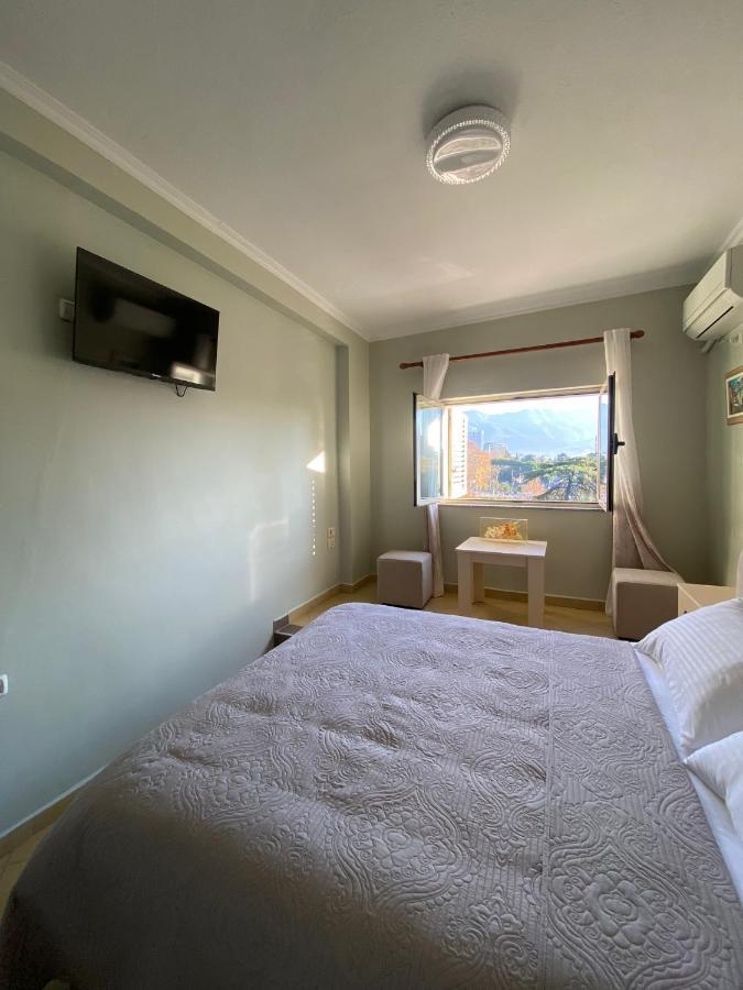 Central Park Rooms Tirana Exterior foto